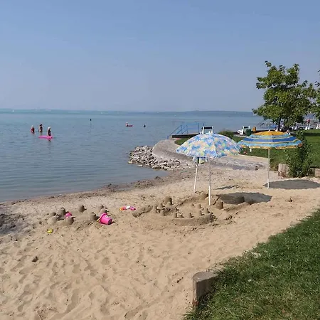 아파트 In Balatonvilagos/balaton 26340
